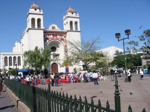 Кафедральный Собор Сан-Сальвадор