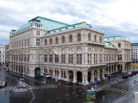 Венская Государственная опера. Автор: Carlos Delgado, commons.wikimedia.org