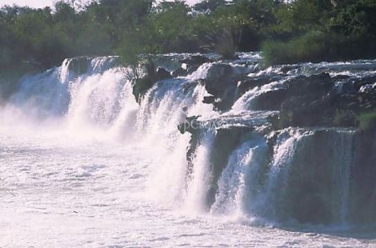 Водопады Нгонье