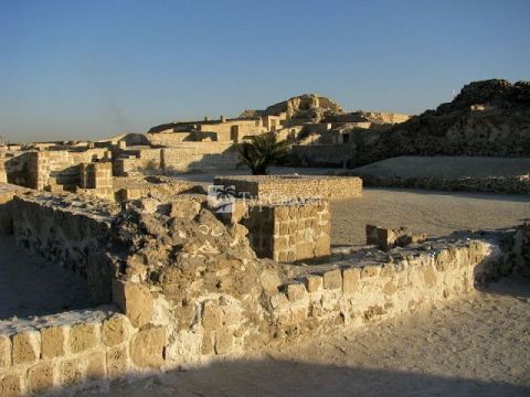 Руины Калат-аль-Бахрейн