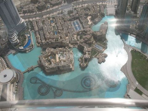 Поющий фонтан Дубай