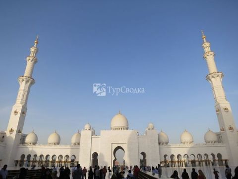 Мечеть шейха Зайда. Автор: Saqib Qayyum, wikimedia.org