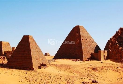Пирамиды Судана в Мероэ.
