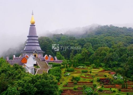 Королевская пагода в Чиангмае.