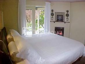 A Downtown Victoria Bed and Breakfast 3*