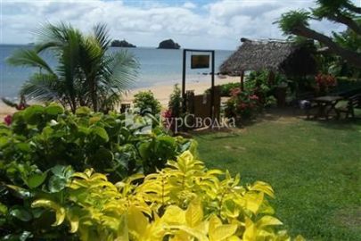 Coconut Grove Beachfront Cottages 3*