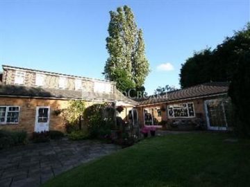 The Hollies Guest House Solihull 4*