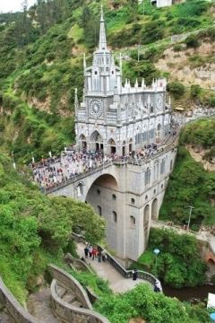 Собор Лас-Лахас (Las Lajas).