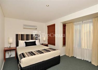 Comfort Inn and Suites Northgate Airport 4*