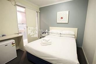 Snooze Inn Brisbane 3*