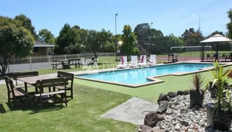 Frankston Motel 3*