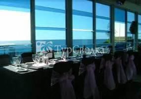 The Ocean Beach Hotel Perth 3*