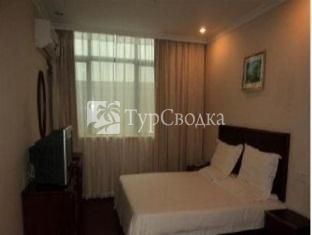 Green Tree Inn Nanchang Bayi Square 3*