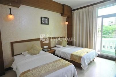 Jinhong Holiday Hotel 1*