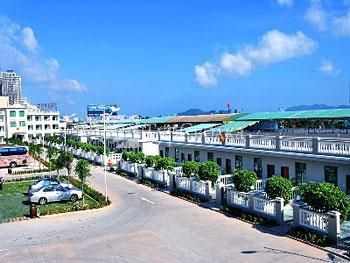 Longxing Seaview Hotel 4*