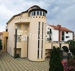 Villa Nara 1*