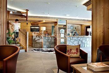 Best Western Alpen Roc Hotel La Clusaz 3*