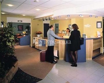 Holiday Inn Express Paris Le Bourget/Garonor 3*