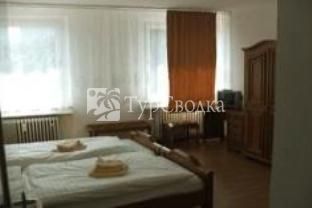 Hotel Charlottenhof 2*