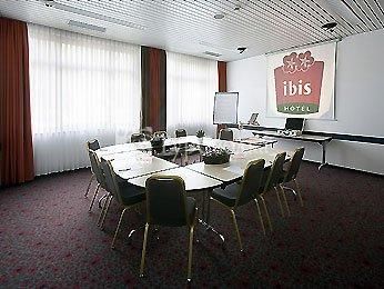 Ibis Bremen Centrum 2*