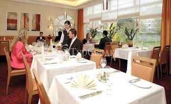 Best Western Queens Hotel Karlsruhe 4*