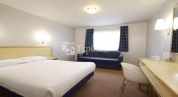 Travelodge Rugeley 2*