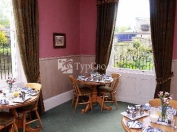 Ford House Farm Bed & Breakfast Shipley 3*