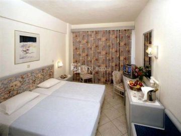 Hotel Esperia 3*