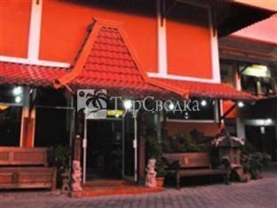 Ananda Hotel 2*