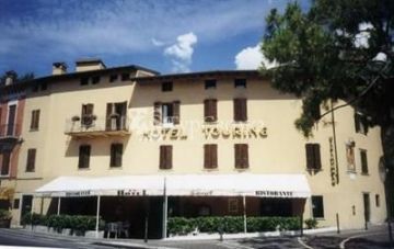 Touring Hotel Gardone Riviera 2*