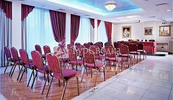 Best Western Hotel Plaza Pescara 4*