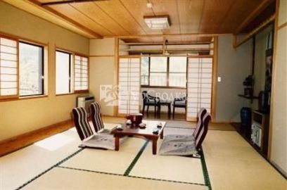 Ryokan Hikarinoie 2*