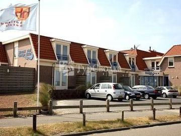 Strandhotel Camperduin 3*