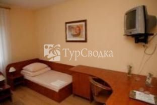 Mariage Hotel Wloszczowa 2*