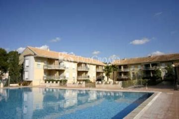 Aparthotel L'Eliana 3*