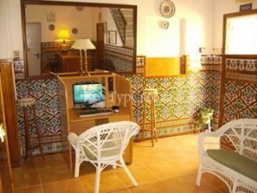 Hostal Macavi 2*