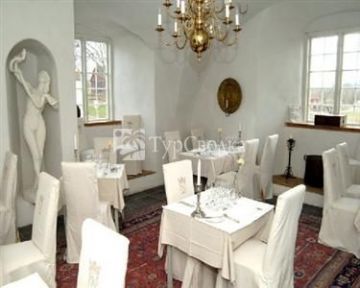 Vastana Slott 3*