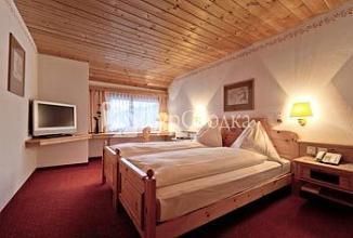 Waldhotel National 4*