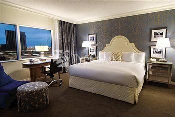 Hilton Dallas Lincoln Centre 4*