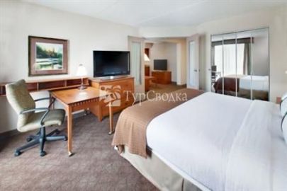 Holiday Inn Hotel & Suites Des Moines - Northwest 3*