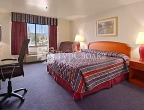 Ramada Copper Queen Casino 3*