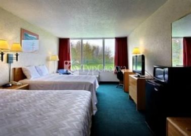 Econo Lodge Hotel Airport Flint 2*