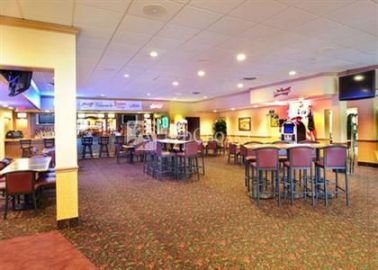 Quality Inn & Suites Jamestown 2*