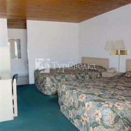 Royal Crest Motel 1*