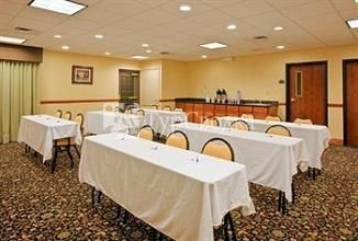 Holiday Inn Express Hotel & Suites Pensacola W I-10 2*