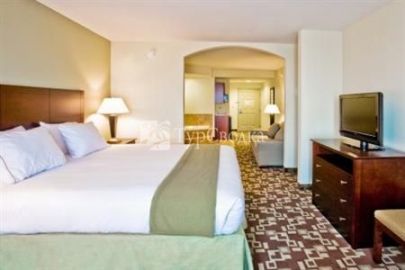 Holiday Inn Express Hotel & Suites Port St. Lucie West 2*