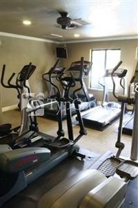 Marriott Execustay Apartments Harbor Oaks Sacramento 2*