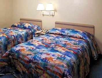 Motel 6 Sacramento Downtown 2*