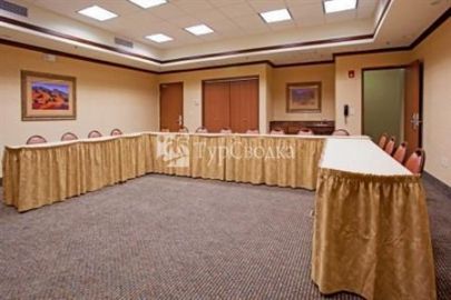 Holiday Inn Express Hotel & Suites Tooele 2*