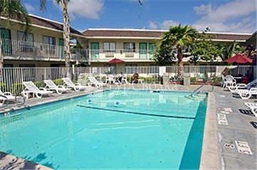 Motel 6 Vallejo - Maritime North 2*